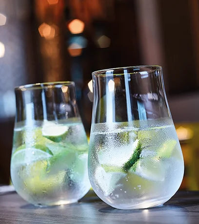 Gin-Geschenkset LOUP'S LIQUID Popcorn Infused Gin + LOUP’S LIQUID Earl Grey Infusion, 6 x GINLOS Tonic Water 0,2 l, 3 elegante Gin&Tonic-Bechergläser